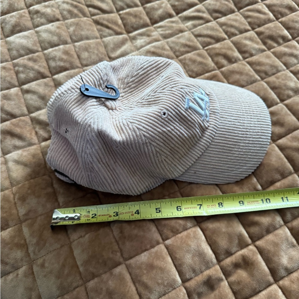 47 Brand Pale Pink &white corduroy Genuine Merchandise LA Dodgers cap/afjustable - Picture 3 of 12